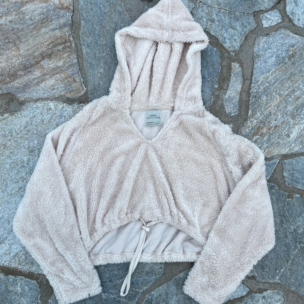 Fuzzy UO Cropped Sweater